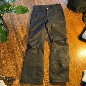 The North Face. Size medium long. Snow pant. Condition: great